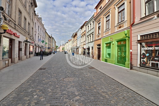Pronájem lukrativního komerčního prostoru s výlohou – Jihlava, Benešova ulice - Fotka 9