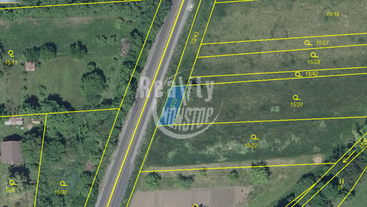 Prodej POZEMKU PRO MOBILHEIM v obci Pátek (u Loun) - Fotka 2