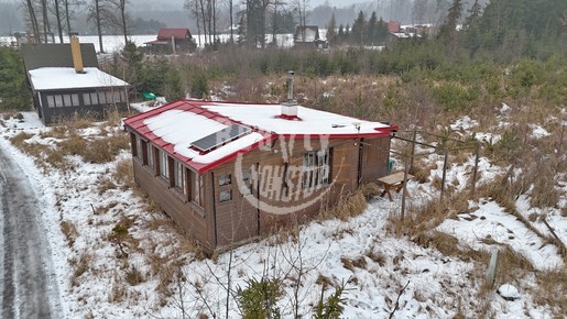 Prodej útulné dřevěné chaty u Pávovského rybníka – Jihlava - Fotka 1