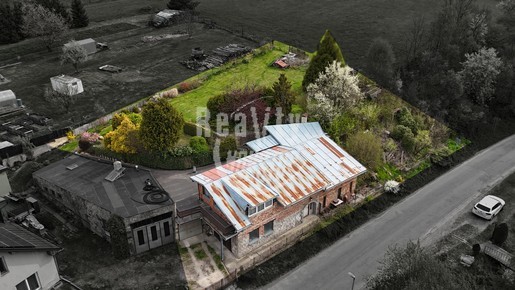 Prodej unikátního pozemku s potenciálem pro bydlení i podnikání – Vyskytná nad Jihlavou - Fotka 2