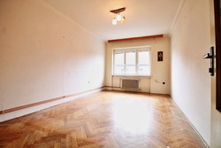 Exkluzivní prodej prostorného bytu 2+1 na ulici Erbenova v Jihlavě