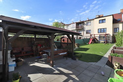Exkluzivní prodej kompletně zrekonstruovaného rodinného domu se zahradou a garáží v Jihlavě