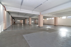 Nabízíme k pronájmu skladové/výrobní prostory se dvěma kancelářemi v Jihlavě, Pávovská ulice