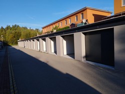 Prodej souboru nových garáží a skladu v Otíně, Jindřichů Hradec
