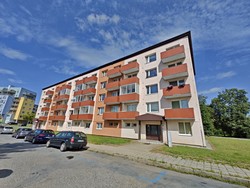 Nabízíme k pronájmu panelový malometrážní byt na okraji Jihlavy, Telečská ulice.