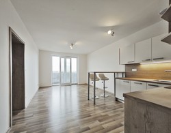 Nabízíme pronájem zánovního zděného bytu 2+kk s balkónem a garážovým stáním, Lužická, Jihlava