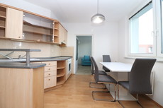 Nabízíme k pronájmu zrekonstruovaný byt 3+1&hellip;