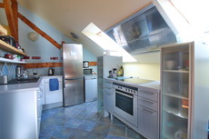 Nabízíme k pronájmu zděný velkometrážní byt&hellip;