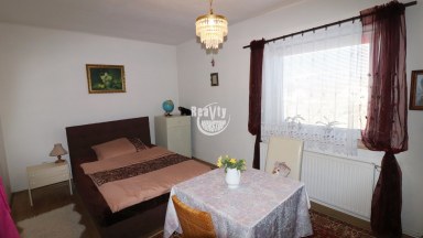Exkluzivní prodej bytu 2+1 (spoluvlastnického podílu k budově) ve Švábově