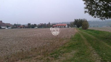 Prodej pozemku určeného pro výstavbu městských domů a staveb občanské vybavenosti