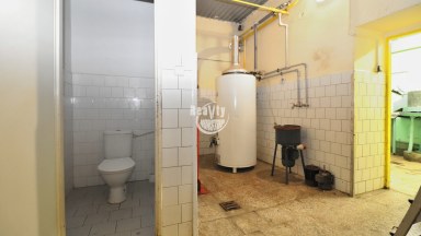 Prodej komerčního objektu a rodinného domu v Brtnici nedaleko krajského města Jihlavy.