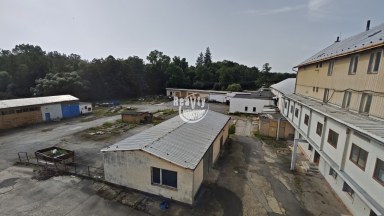 Pronájem garáží, dílen, skladů a zpevněné plochy v Hodicích nedaleko Jihlavy (od 50 m2 výše)