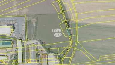 Prodej vodní plochy vhodné k výstavbě rybníku, Kozojedy u Kostelce nad Černými lesy.