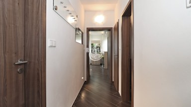 Pronájem nízkonákladového bytu 2+kk včetně vybavení, Jihlava,  ulice Úvoz