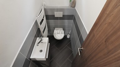 Pronájem nízkonákladového bytu 2+kk včetně vybavení, Jihlava,  ulice Úvoz