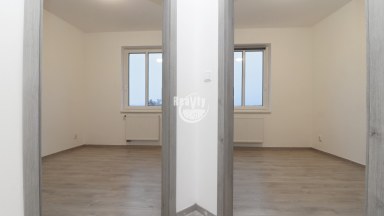Nabízíme k prodeji řadový rodinný dům 4+kk v Jindřichově Hradci (Otín)