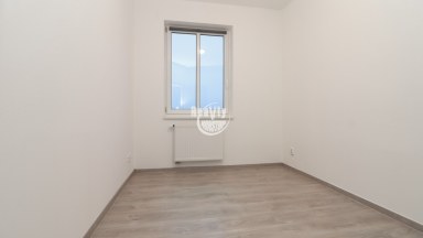 Nabízíme k prodeji řadový rodinný dům 4+kk v Jindřichově Hradci (Otín)