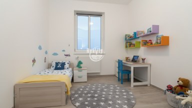 Nabízíme k prodeji řadový rodinný dům 4+kk v Jindřichově Hradci (Otín)