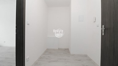 Nabízíme pronájem novostavby zděného bytu 2+kk s nadstandardní terasou v Jihlavě