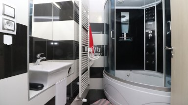 Nabízíme k pronájmu zděný velkometrážní byt 2+1 poblíž centra Jihlavy, Mahlerova ulice