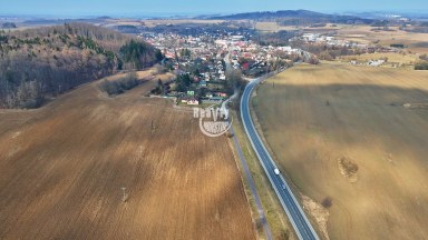 Strategický pozemek 11 125 m² u sjezdu z D1 (Štoky)