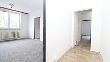 Nabízíme k pronájmu kompletně zrekonstruovaný byt 3+1 v ulici Telečská v Jihlavě