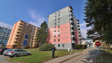 Nabízíme k pronájmu kompletně zrekonstruovaný byt 3+1 v ulici Telečská v Jihlavě
