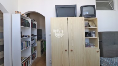 Nabízíme k prodeji panelový byt 2+1 v ulici Sokolovská, Jihlava