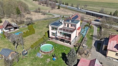 Prodej velkorysého rodinného domu s potenciálem, který nezná hranic – Jihlava, Antonínův Důl.