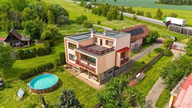 Prodej velkorysého rodinného domu s potenciálem, který nezná hranic – Jihlava, Antonínův Důl.