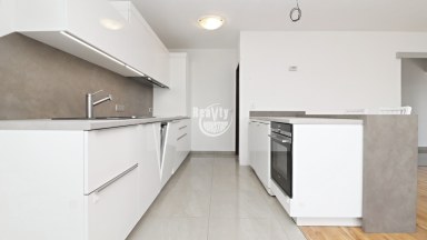Prodej velkometrážního bytu dispozice 4+KK s lodžií, centrum města, Jihlava.