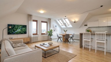 Prodej velkometrážního bytu dispozice 4+KK s lodžií, centrum města, Jihlava.