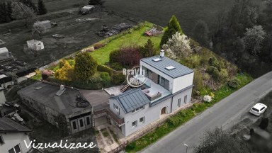 Prodej unikátního pozemku s potenciálem pro bydlení i podnikání – Vyskytná nad Jihlavou