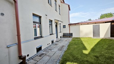 Pronájem prostorného bytu 1+1 s parkovacím místem v Jihlavě, Březinovy sady.