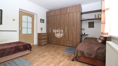 Prodej rodinného domu / chalupy s kouzelnou zahradou – Krasoňov u Humpolce