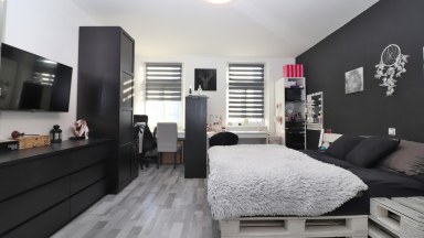 Prodej luxusního a prostorného bytu 3+1 v srdci Jihlavy (ul. Mahlerova)