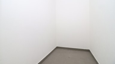 Nabízíme pronájem zánovního zděného bytu 2+kk s balkónem a garážovým stáním, Lužická, Jihlava