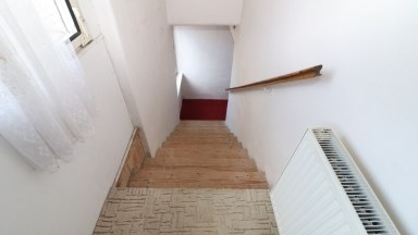 Prodej rodinného domu s kouzelným sklepem a obřím potenciálem – Mramotice u Znojma
