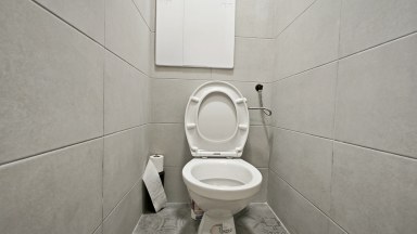 Nabízíme k pronájmu panelový zrekonstruovaný byt 3+kk nedaleko centra Jihlavy, ulice U Hřbitova