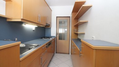 Nabízíme k pronájmu zrekonstruovaný byt 3+1 v ulici Polní v Jihlavě