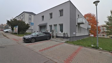 Moderní a úsporný byt 1+1 (25,9 m²) s balkónem a sklepem – Jihlava, Královský vršek